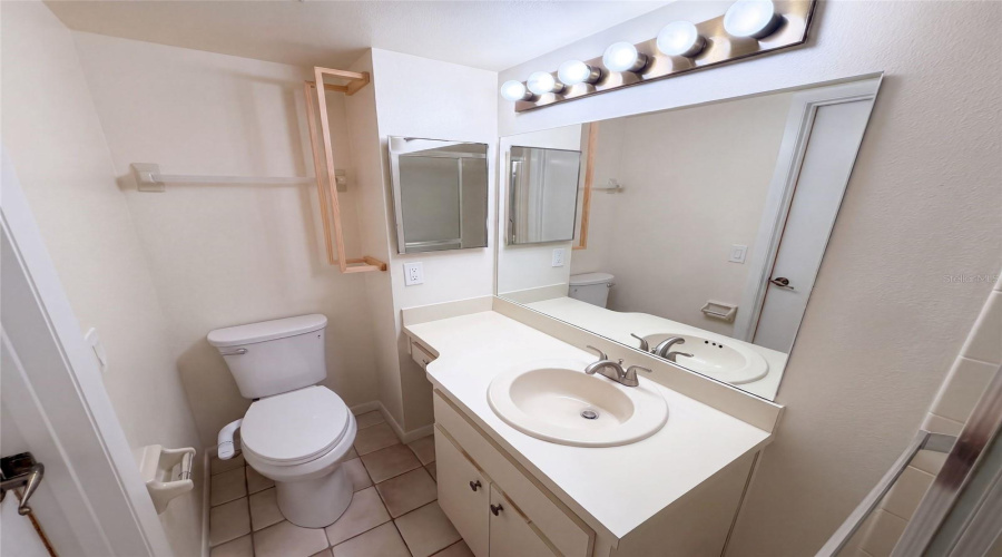 Dunedin, Florida 34698, 2 Bedroom Bedrooms, ,2 Bathroombathrooms,Residential,For Sale,Millstream,0,Mfro6436635