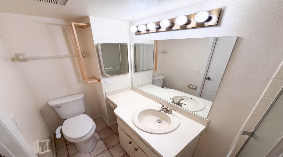 Dunedin, Florida 34698, 2 Bedroom Bedrooms, ,2 Bathroombathrooms,Residential,For Sale,Millstream,0,Mfro6436635