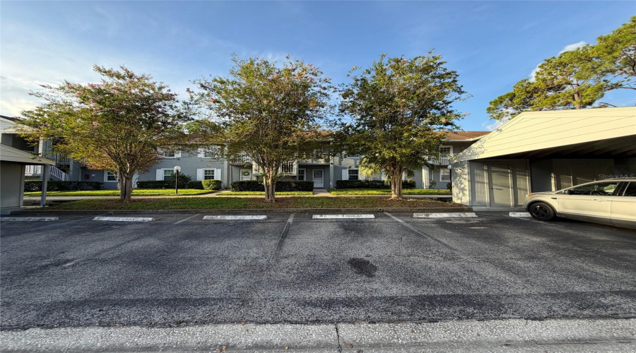Dunedin, Florida 34698, 2 Bedroom Bedrooms, ,2 Bathroombathrooms,Residential,For Sale,Millstream,0,Mfro6436635
