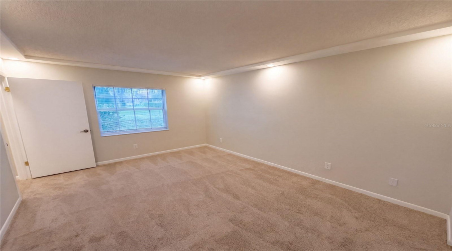 Dunedin, Florida 34698, 2 Bedroom Bedrooms, ,2 Bathroombathrooms,Residential,For Sale,Millstream,0,Mfro6436635
