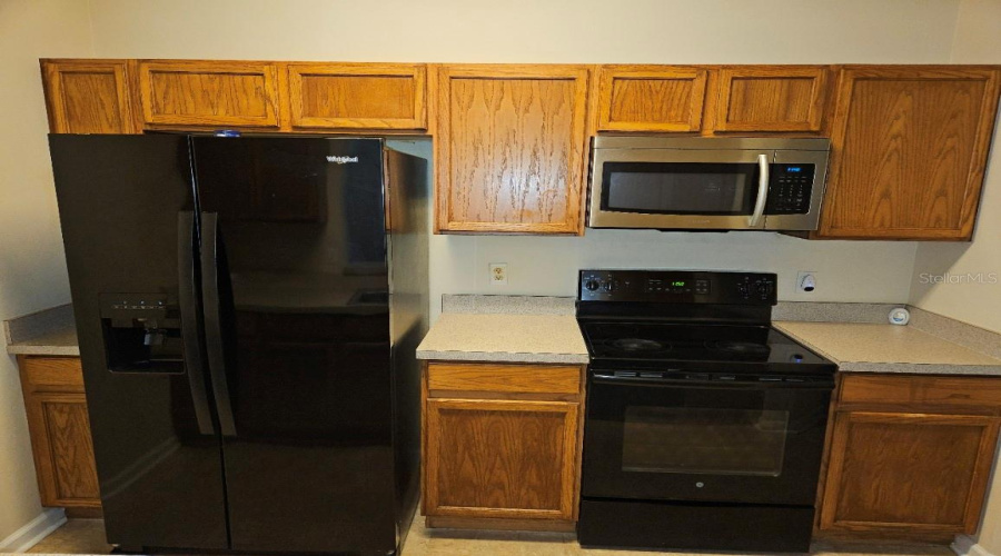 Orlando, Florida 32835, 3 Bedroom Bedrooms, ,2 Bathroombathrooms,Residential,For Sale,Stevenson,0,Mfro6436047