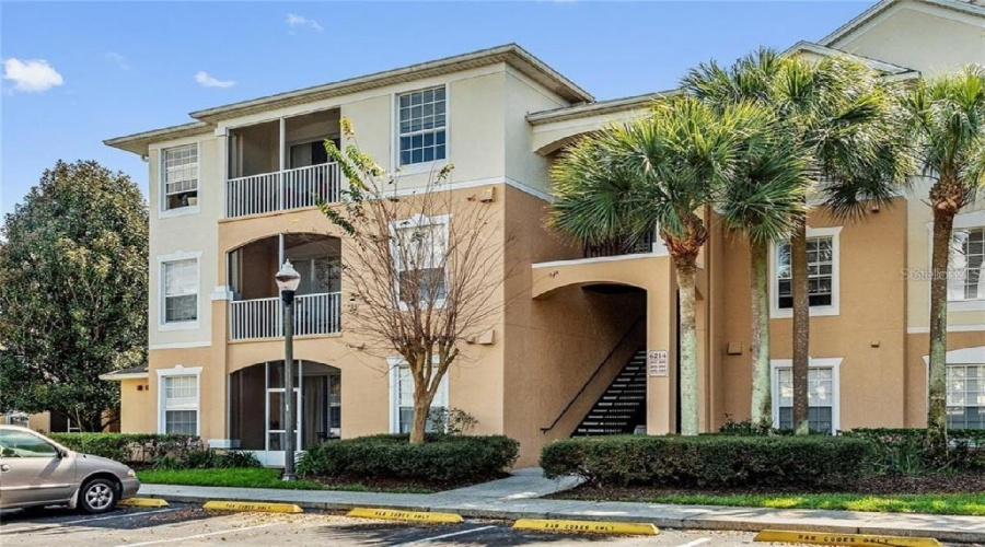 Orlando, Florida 32835, 3 Bedroom Bedrooms, ,2 Bathroombathrooms,Residential,For Sale,Stevenson,0,Mfro6436047