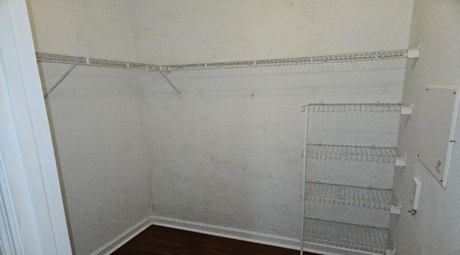 Orlando, Florida 32835, 3 Bedroom Bedrooms, ,2 Bathroombathrooms,Residential,For Sale,Stevenson,0,Mfro6436047
