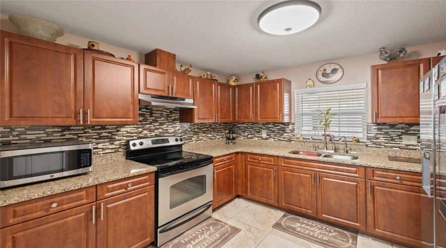 Tampa, Florida 33615, 5 Bedroom Bedrooms, ,3 Bathroombathrooms,Residential,For Sale,Town N Country,0,Mfrtb8505599