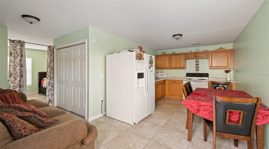Living-Kitchen Apartment/In-Law