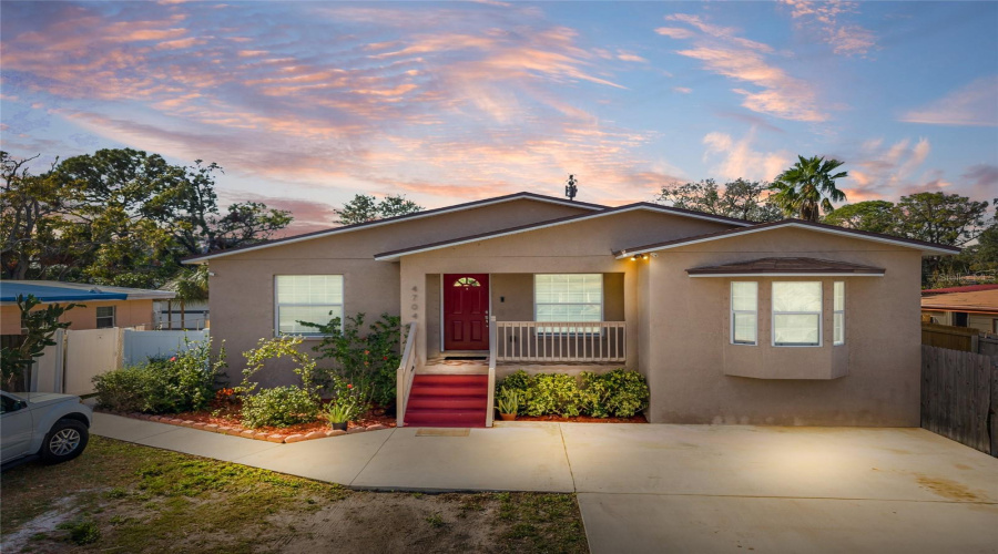 Tampa, Florida 33615, 5 Bedroom Bedrooms, ,3 Bathroombathrooms,Residential,For Sale,Town N Country,0,Mfrtb8505599