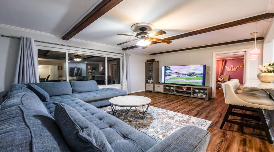 Largo, Florida 33771, 4 Bedroom Bedrooms, ,2 Bathroombathrooms,Residential,For Sale,Corvette,0,Mfrtb8527575