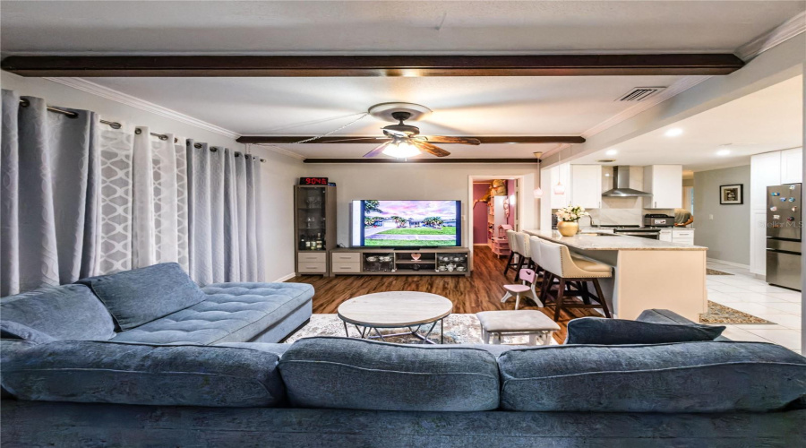 Largo, Florida 33771, 4 Bedroom Bedrooms, ,2 Bathroombathrooms,Residential,For Sale,Corvette,0,Mfrtb8527575