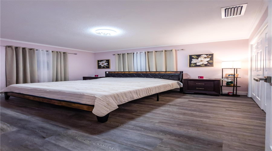Largo, Florida 33771, 4 Bedroom Bedrooms, ,2 Bathroombathrooms,Residential,For Sale,Corvette,0,Mfrtb8527575