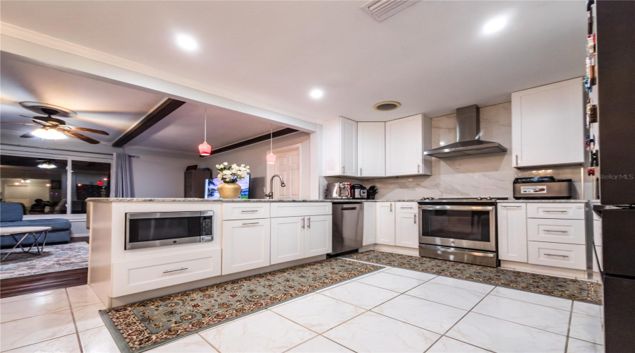 Largo, Florida 33771, 4 Bedroom Bedrooms, ,2 Bathroombathrooms,Residential,For Sale,Corvette,0,Mfrtb8527575