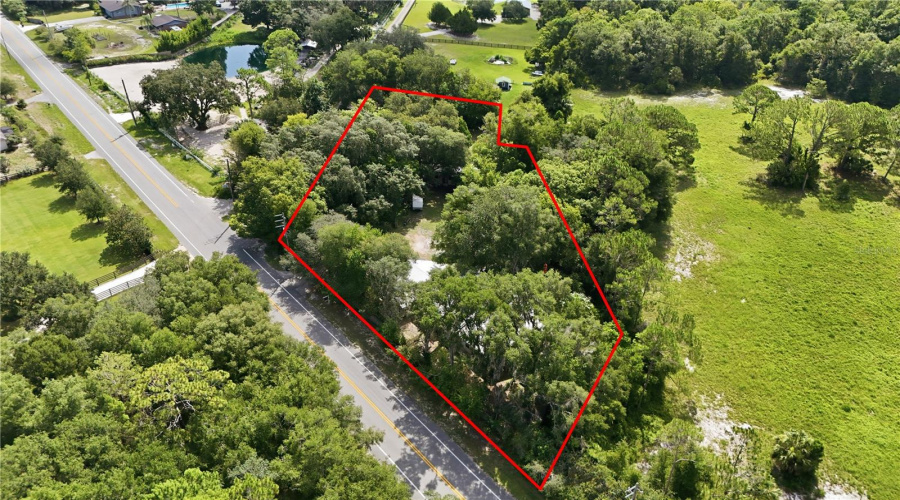 Geneva, Florida 32732, 4 Bedroom Bedrooms, ,2 Bathroombathrooms,Residential,For Sale,County Road 426,0,Mfrv4950388