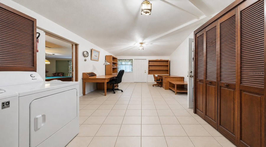Laundry / Mud Room To Door Out Side Of Home. (To Carport)