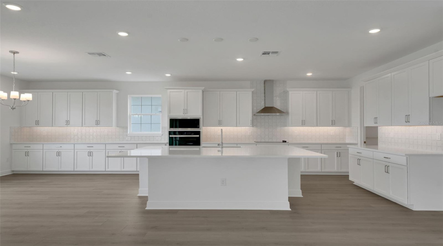 Winter Garden, Florida 34787, 5 Bedroom Bedrooms, ,4 Bathroombathrooms,Residential,For Sale,Tea Tree,0,Mfrg5113803