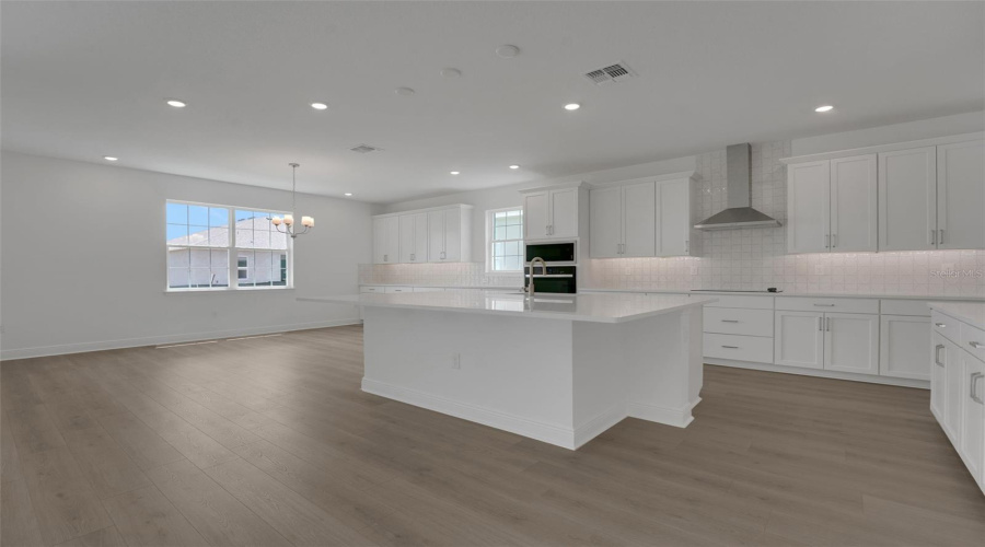 Winter Garden, Florida 34787, 5 Bedroom Bedrooms, ,4 Bathroombathrooms,Residential,For Sale,Tea Tree,0,Mfrg5113803