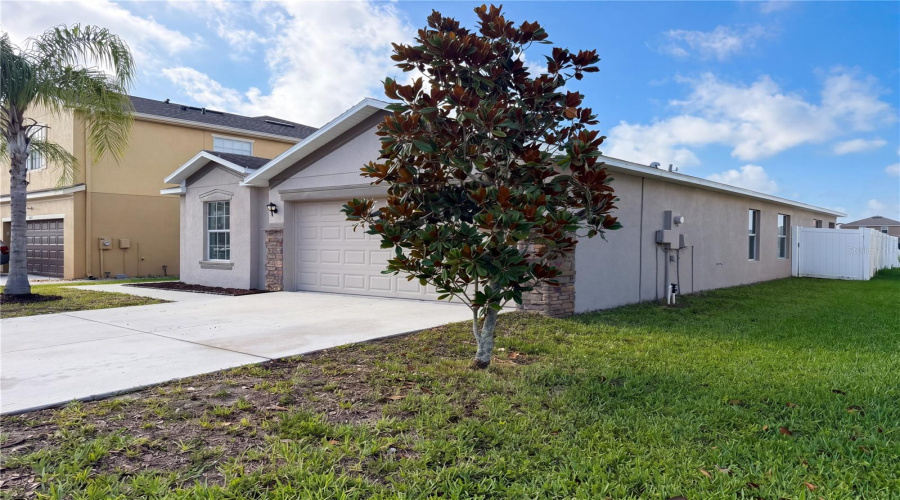 Ruskin, Florida 33570, 3 Bedroom Bedrooms, ,2 Bathroombathrooms,Residential,For Sale,Hawks View,0,Mfro6411951