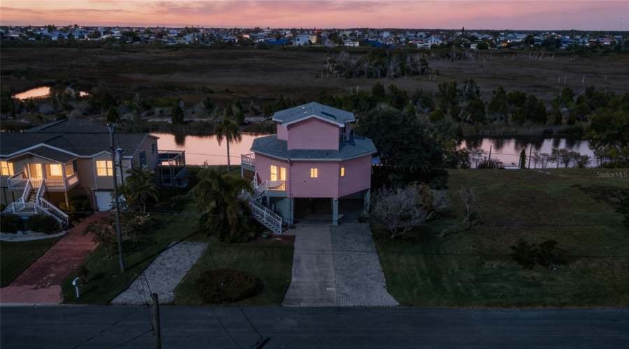 Hernando Beach, Florida 34607, 2 Bedroom Bedrooms, ,2 Bathroombathrooms,Residential,For Sale,Crape Myrtle,0,Mfrtb8485904