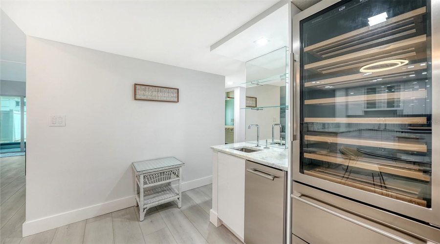 Venice, Florida 34285, 2 Bedroom Bedrooms, ,2 Bathroombathrooms,Residential,For Sale,Tarpon Center,0,Mfra4701884