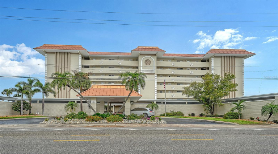 Venice, Florida 34285, 2 Bedroom Bedrooms, ,2 Bathroombathrooms,Residential,For Sale,Tarpon Center,0,Mfra4701884