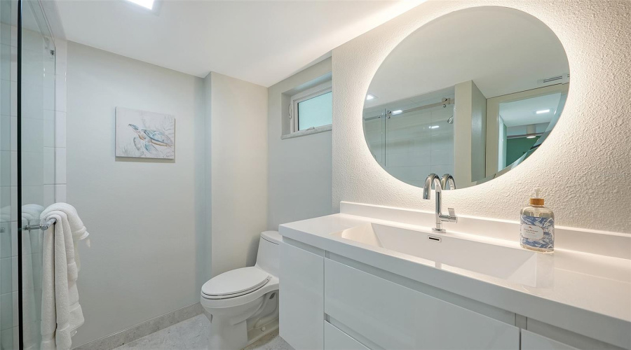 Venice, Florida 34285, 2 Bedroom Bedrooms, ,2 Bathroombathrooms,Residential,For Sale,Tarpon Center,0,Mfra4701884