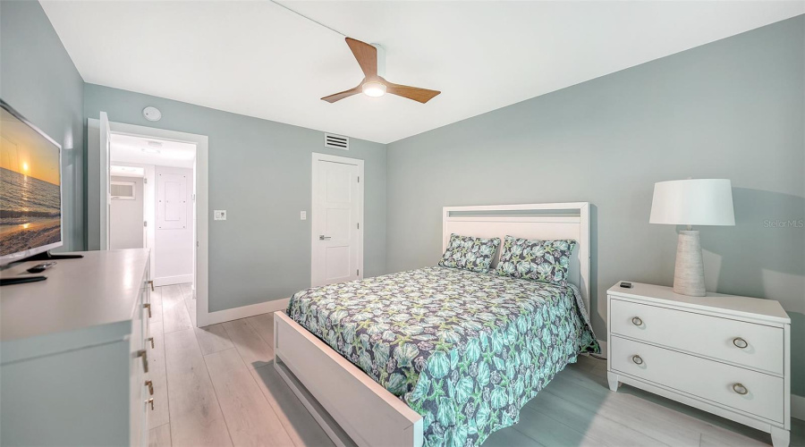 Venice, Florida 34285, 2 Bedroom Bedrooms, ,2 Bathroombathrooms,Residential,For Sale,Tarpon Center,0,Mfra4701884