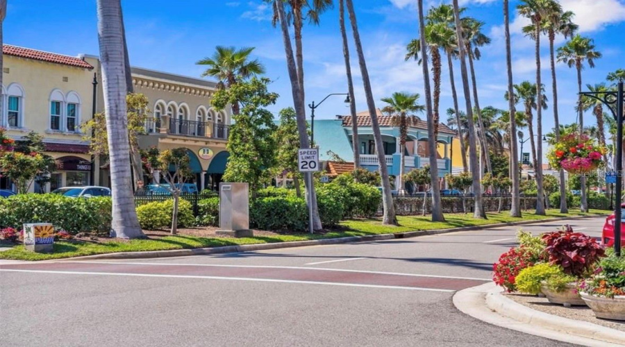 Venice, Florida 34285, 2 Bedroom Bedrooms, ,2 Bathroombathrooms,Residential,For Sale,Tarpon Center,0,Mfra4701884
