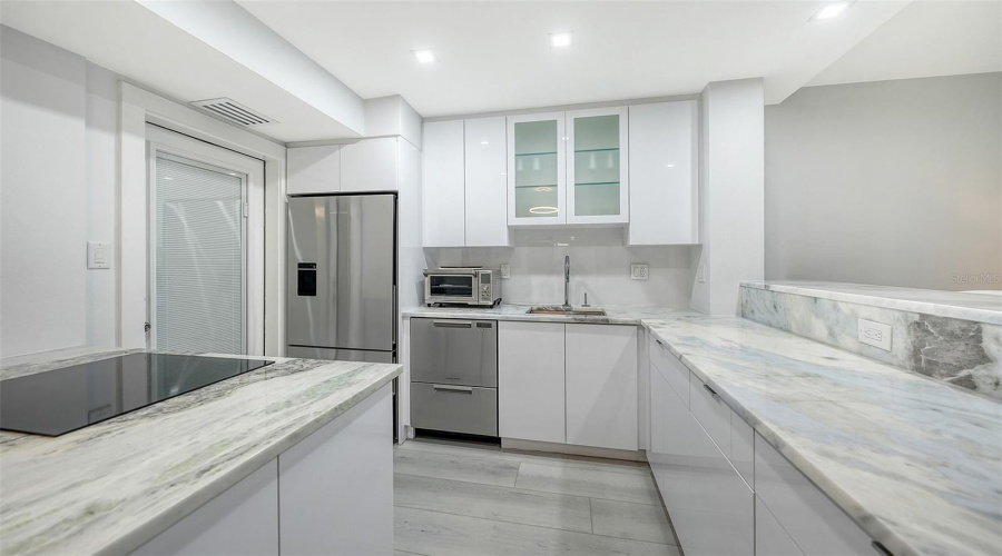Venice, Florida 34285, 2 Bedroom Bedrooms, ,2 Bathroombathrooms,Residential,For Sale,Tarpon Center,0,Mfra4701884