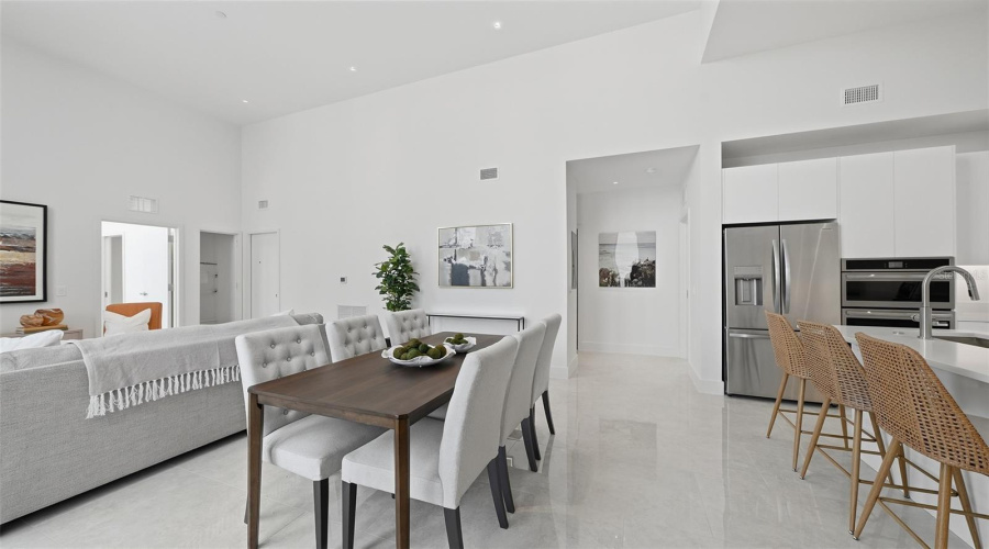 Sarasota, Florida 34236, 3 Bedroom Bedrooms, ,3 Bathroombathrooms,Residential,For Sale,Kumquat,0,Mfra4564386