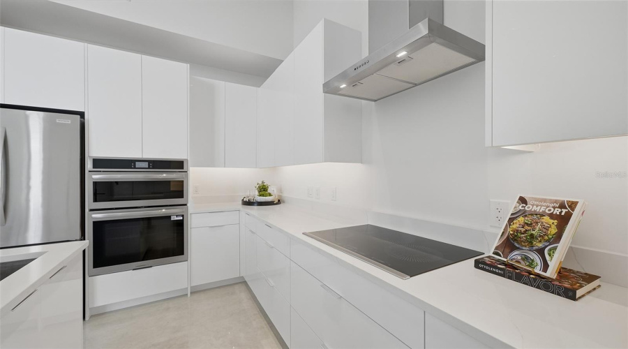 Sarasota, Florida 34236, 3 Bedroom Bedrooms, ,3 Bathroombathrooms,Residential,For Sale,Kumquat,0,Mfra4564386