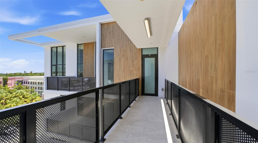 Sarasota, Florida 34236, 3 Bedroom Bedrooms, ,3 Bathroombathrooms,Residential,For Sale,Kumquat,0,Mfra4564386