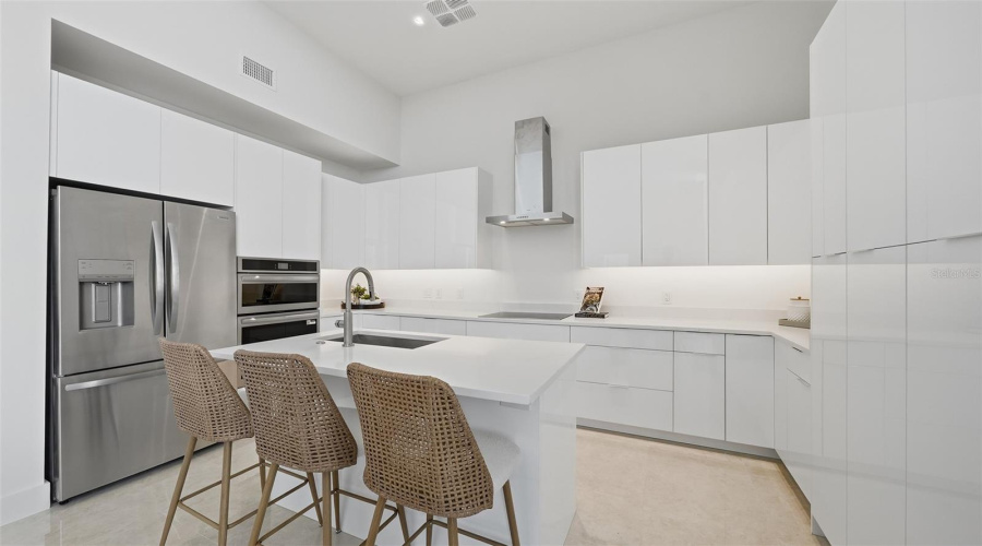 Sarasota, Florida 34236, 3 Bedroom Bedrooms, ,3 Bathroombathrooms,Residential,For Sale,Kumquat,0,Mfra4564386