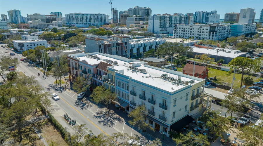 Sarasota, Florida 34236, 3 Bedroom Bedrooms, ,3 Bathroombathrooms,Residential,For Sale,Kumquat,0,Mfra4564386