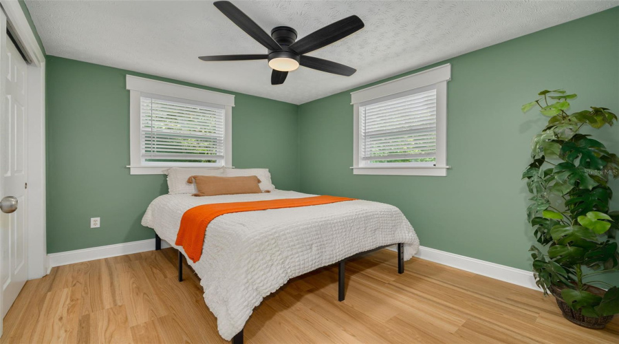 New Port Richey, Florida 34652, 3 Bedroom Bedrooms, ,2 Bathroombathrooms,Residential,For Sale,Overlook,0,Mfrtb8541275