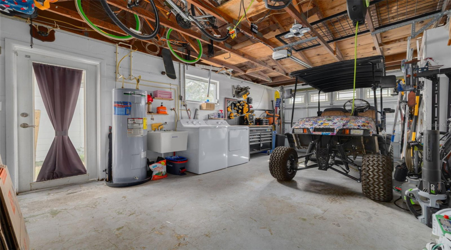 New Port Richey, Florida 34652, 3 Bedroom Bedrooms, ,2 Bathroombathrooms,Residential,For Sale,Overlook,0,Mfrtb8541275
