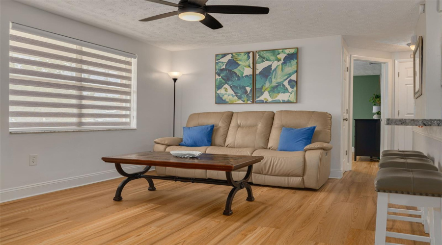 New Port Richey, Florida 34652, 3 Bedroom Bedrooms, ,2 Bathroombathrooms,Residential,For Sale,Overlook,0,Mfrtb8541275