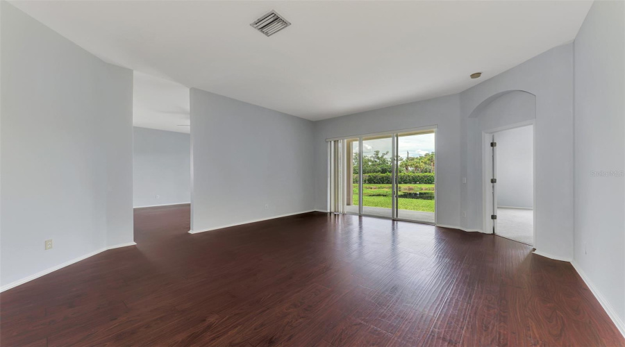 Sarasota, Florida 34238, 4 Bedroom Bedrooms, ,2 Bathroombathrooms,Residential,For Sale,Sturbridge,0,Mfra4702121