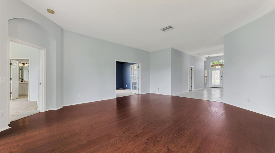 Sarasota, Florida 34238, 4 Bedroom Bedrooms, ,2 Bathroombathrooms,Residential,For Sale,Sturbridge,0,Mfra4702121