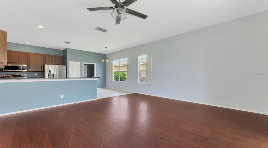 Sarasota, Florida 34238, 4 Bedroom Bedrooms, ,2 Bathroombathrooms,Residential,For Sale,Sturbridge,0,Mfra4702121