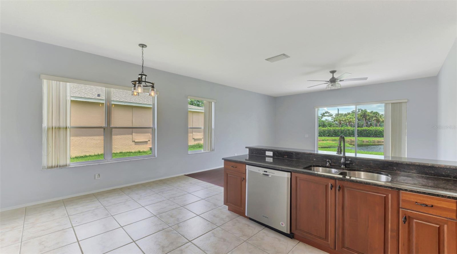 Sarasota, Florida 34238, 4 Bedroom Bedrooms, ,2 Bathroombathrooms,Residential,For Sale,Sturbridge,0,Mfra4702121