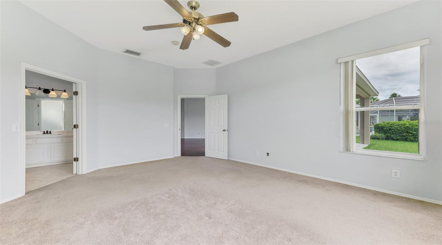 Sarasota, Florida 34238, 4 Bedroom Bedrooms, ,2 Bathroombathrooms,Residential,For Sale,Sturbridge,0,Mfra4702121