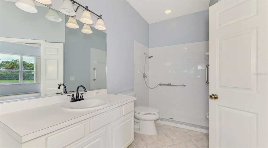 Sarasota, Florida 34238, 4 Bedroom Bedrooms, ,2 Bathroombathrooms,Residential,For Sale,Sturbridge,0,Mfra4702121
