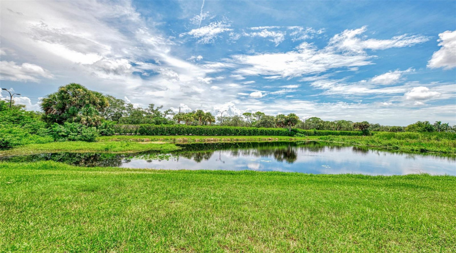 Sarasota, Florida 34238, 4 Bedroom Bedrooms, ,2 Bathroombathrooms,Residential,For Sale,Sturbridge,0,Mfra4702121