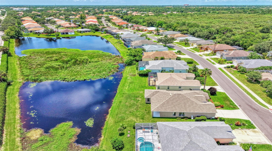 Sarasota, Florida 34238, 4 Bedroom Bedrooms, ,2 Bathroombathrooms,Residential,For Sale,Sturbridge,0,Mfra4702121