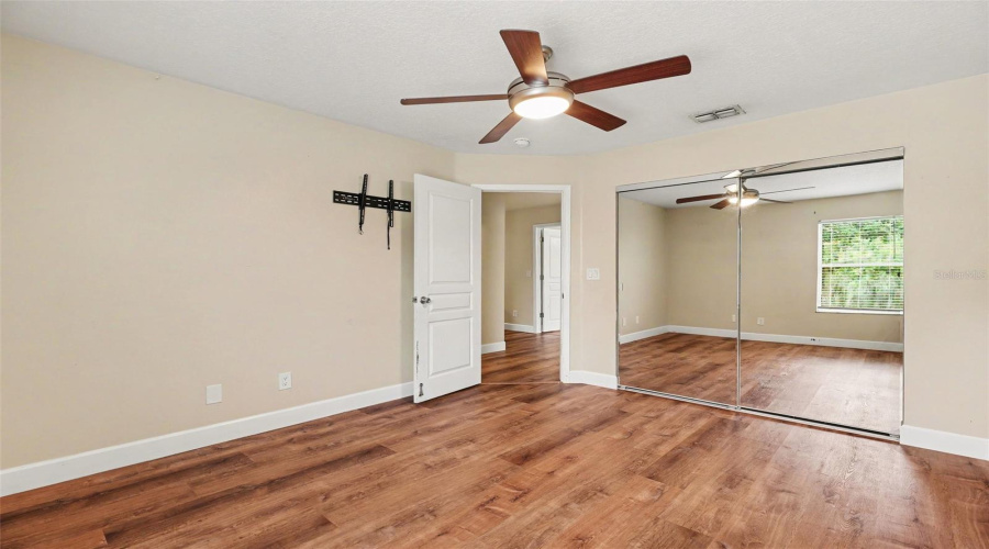 Titusville, Florida 32780, 3 Bedroom Bedrooms, ,2 Bathroombathrooms,Residential,For Sale,Saint Pauls,0,Mfrv4949800