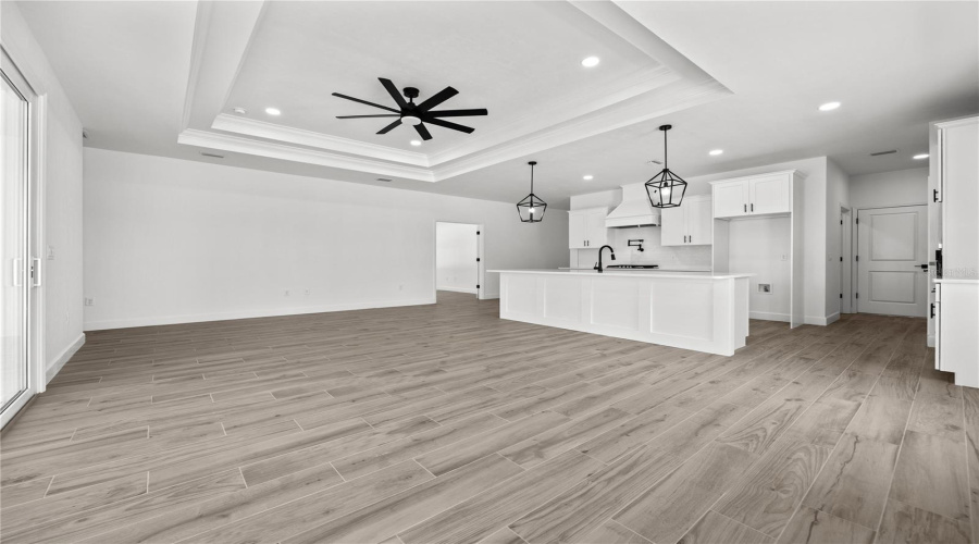 Gainesville, Florida 32607, 3 Bedroom Bedrooms, ,2 Bathroombathrooms,Residential,For Sale,67Th,0,Mfrgc538147