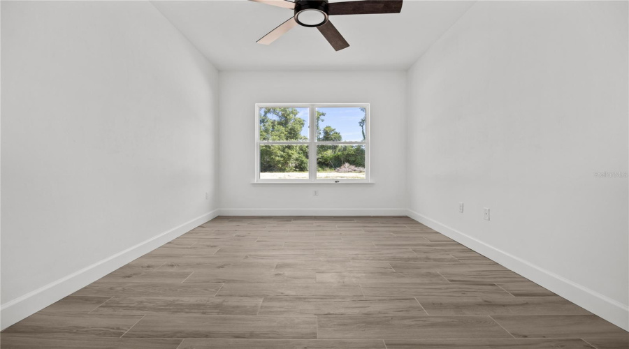 Gainesville, Florida 32607, 3 Bedroom Bedrooms, ,2 Bathroombathrooms,Residential,For Sale,67Th,0,Mfrgc538147