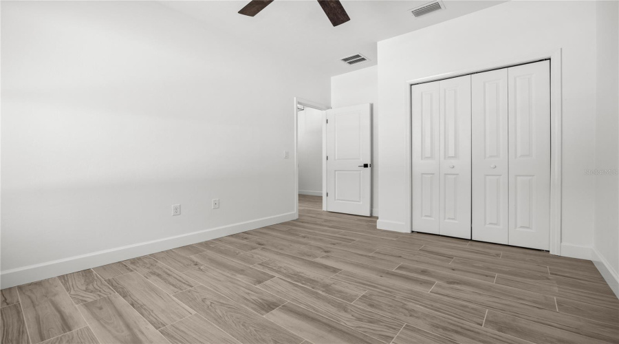 Gainesville, Florida 32607, 3 Bedroom Bedrooms, ,2 Bathroombathrooms,Residential,For Sale,67Th,0,Mfrgc538147