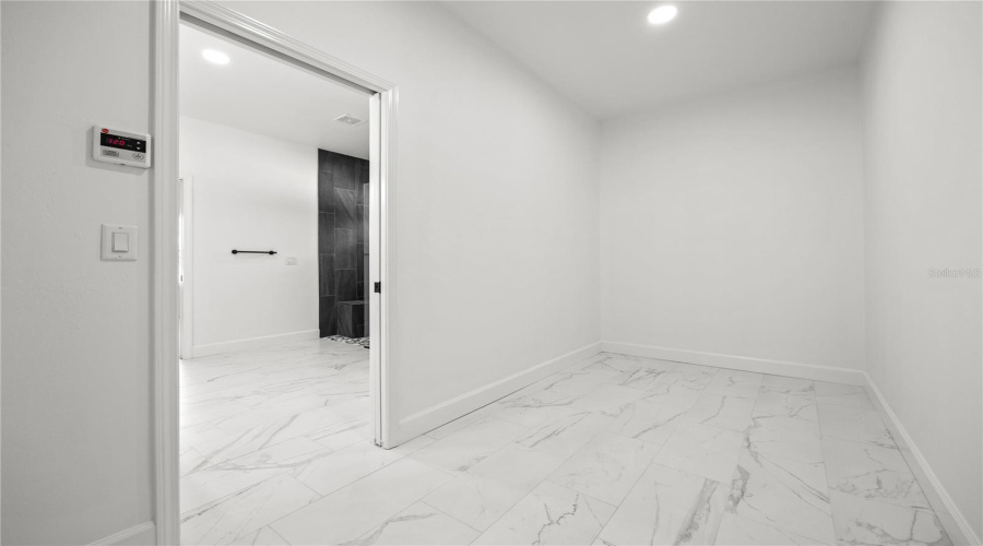 Gainesville, Florida 32607, 3 Bedroom Bedrooms, ,2 Bathroombathrooms,Residential,For Sale,67Th,0,Mfrgc538147