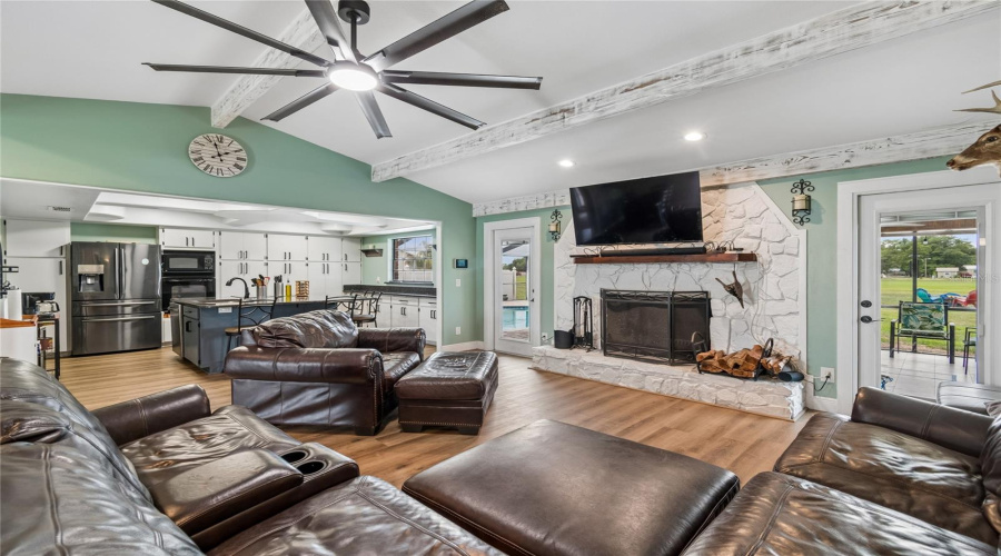 Mulberry, Florida 33860, 4 Bedroom Bedrooms, ,2 Bathroombathrooms,Residential,For Sale,Southwind,0,Mfrw7886535
