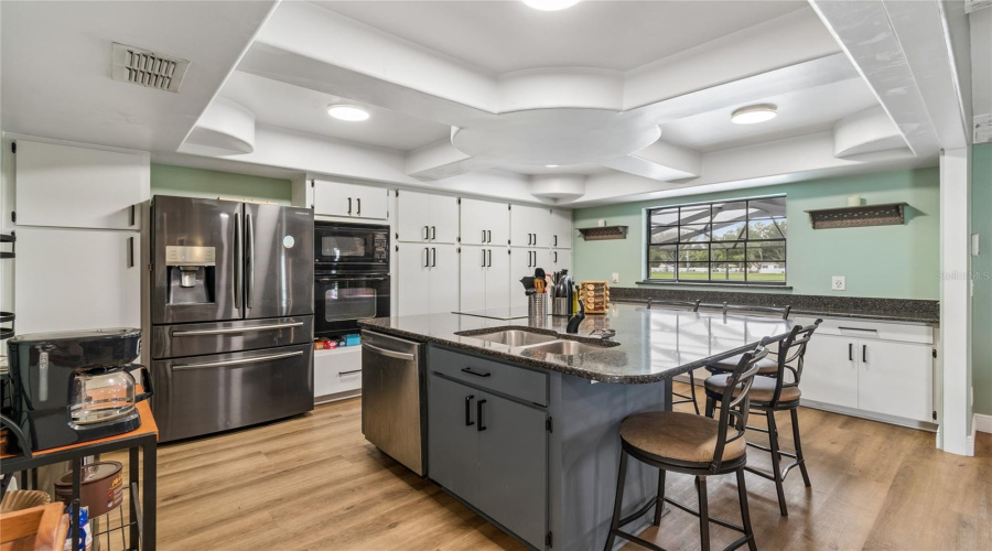 Mulberry, Florida 33860, 4 Bedroom Bedrooms, ,2 Bathroombathrooms,Residential,For Sale,Southwind,0,Mfrw7886535
