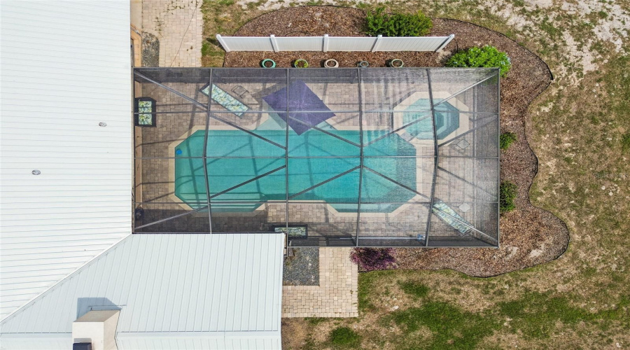Mulberry, Florida 33860, 4 Bedroom Bedrooms, ,2 Bathroombathrooms,Residential,For Sale,Southwind,0,Mfrw7886535